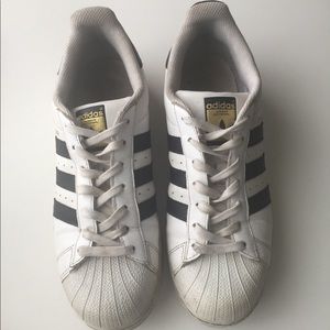 Adidas superstars in UGC